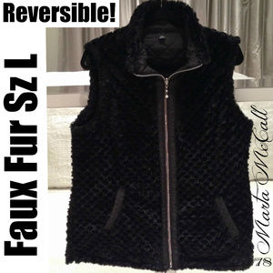 NWOT REVERSIBLE Black Carved Faux Fur Zip Vest L